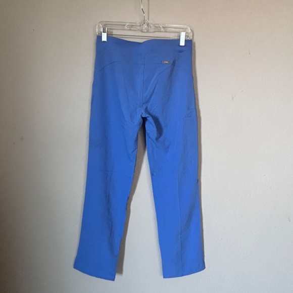 NWT Figs Nursing Kade Cargo Scrub Pants in Ceil Blue Size XS Medical - Picture 5 of 12